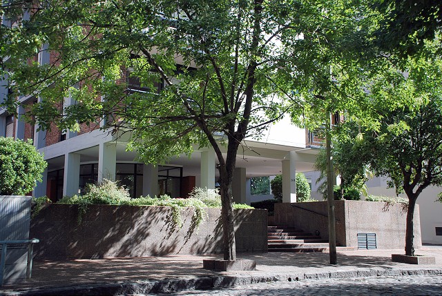 Sarmiento 248